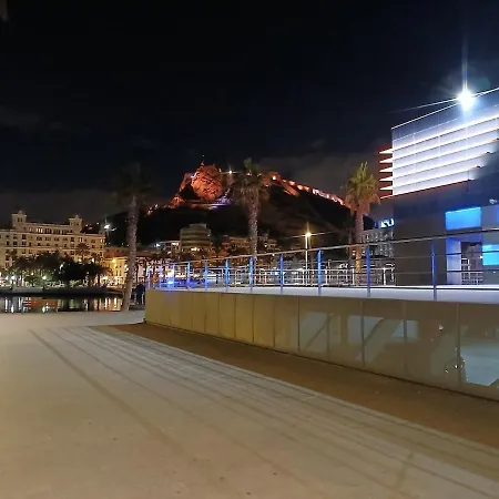 Apartment D65 Centrally Locatedwell Connected Parking Alicante